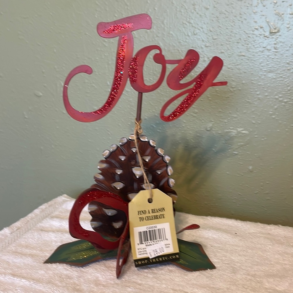 The Round Top Collection Metal Art “Joy”